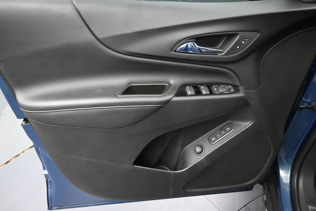 Used 2024 Chevrolet Equinox Premier FWD image 11