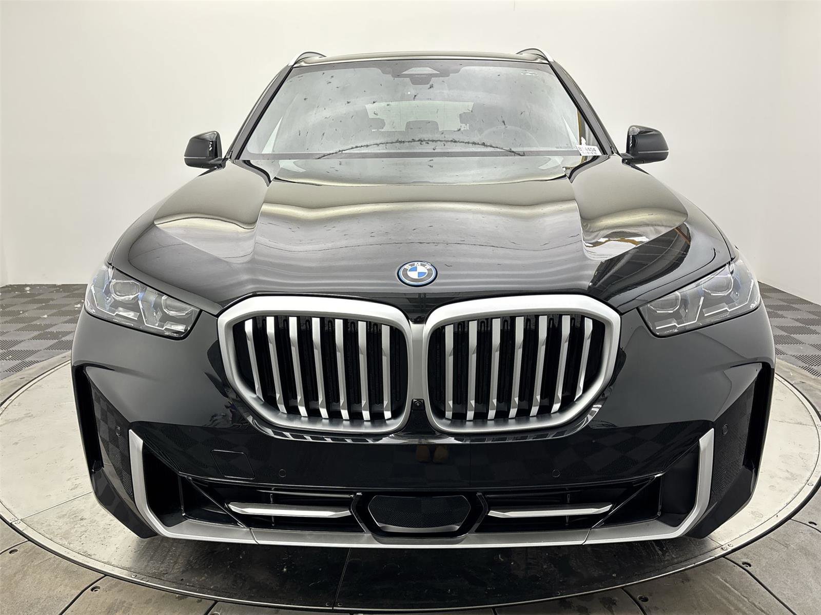 Used 2026 BMW X5 xDrive50e w/ Climate Comfort Package image 14