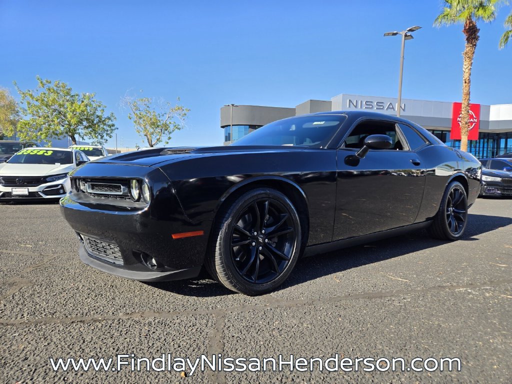Used 2017 Dodge Challenger SXT w/ Blacktop Package RWD image 2