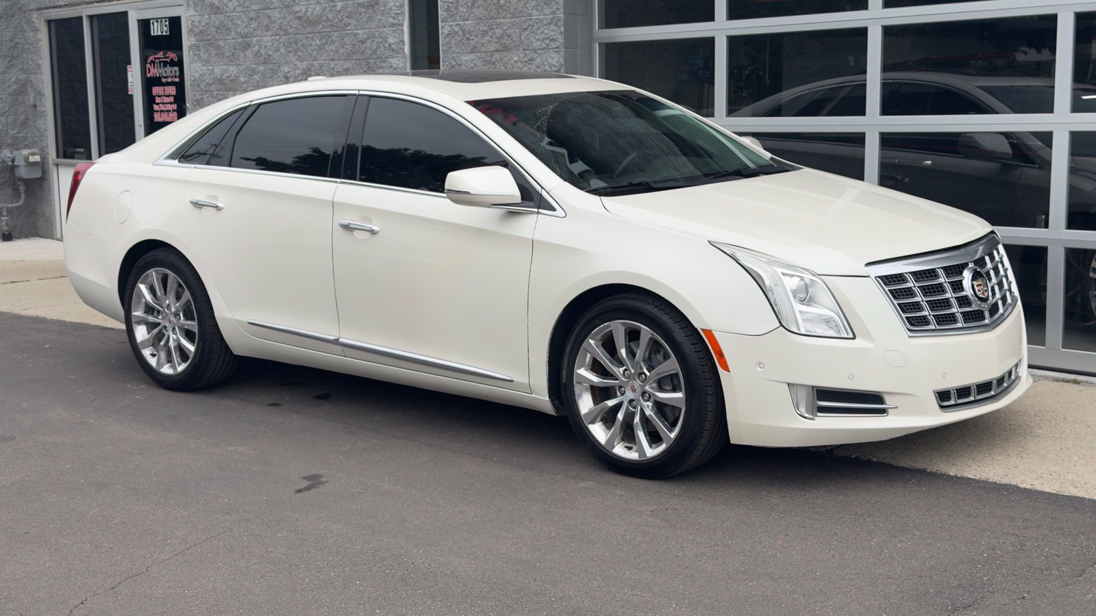 Used 2015 Cadillac XTS Luxury FWD image 8