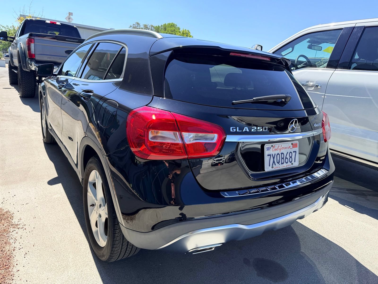 Used 2018 Mercedes-Benz GLA 250 4MATIC image 4
