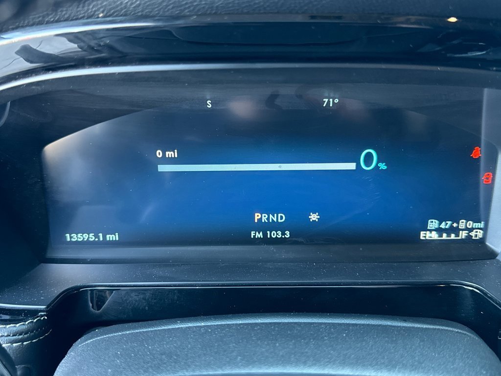 Used 2024 Lincoln Corsair Grand Touring w/ Equipment Group 301A image 4