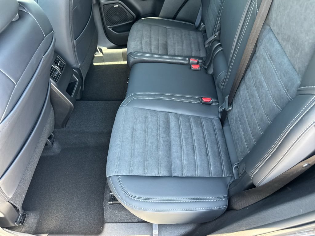 New 2026 Mitsubishi Outlander LE FWD image 27