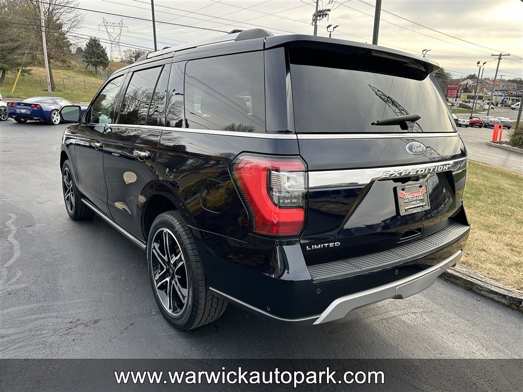 Used 2021 Ford Expedition Limited image 17