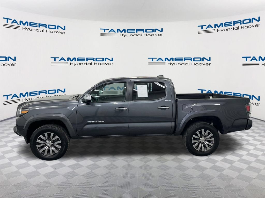 Used 2022 Toyota Tacoma Limited RWD image 2