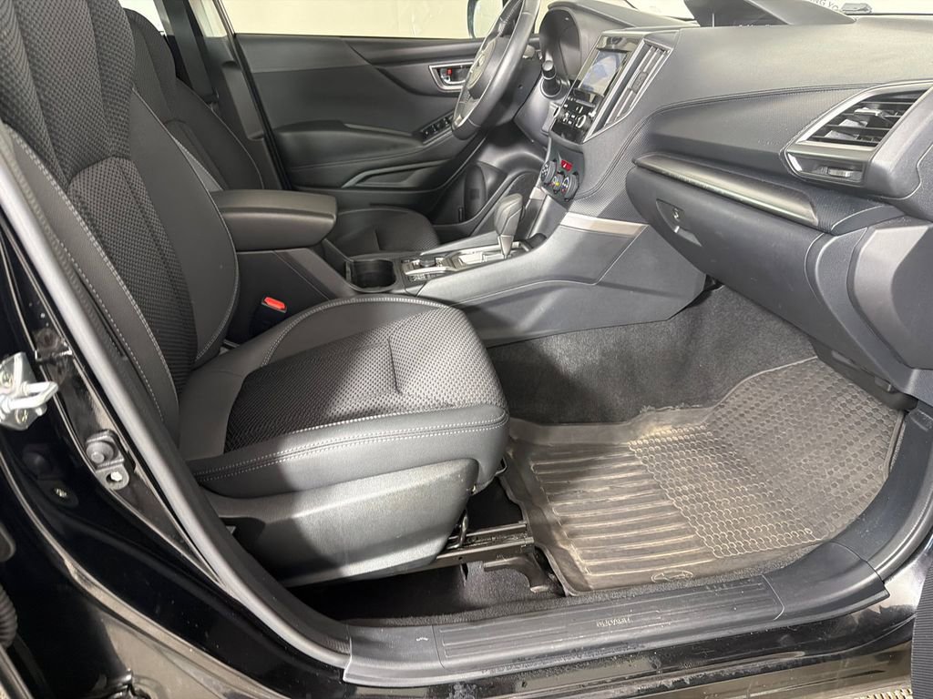Used 2023 Subaru Forester Premium AWD/4WD image 14