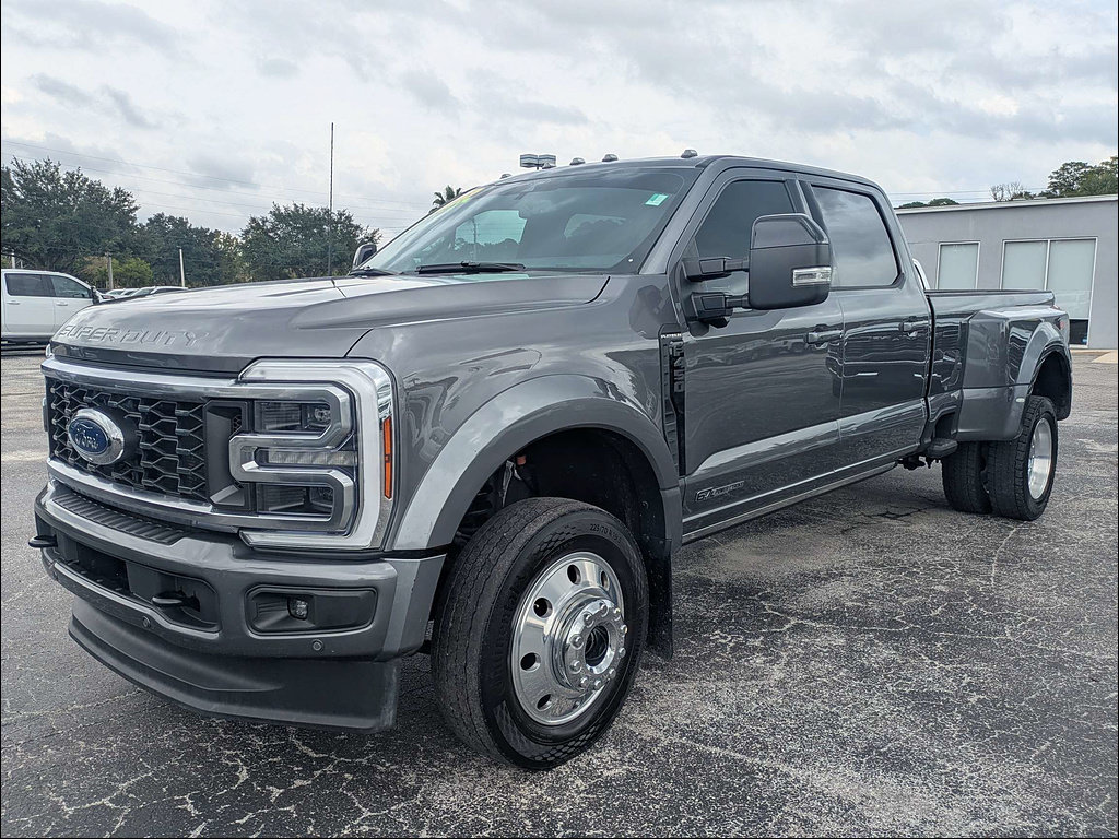 Used 2025 Ford F450 Platinum w/ FX4 Off-Road Package AWD/4WD image 8