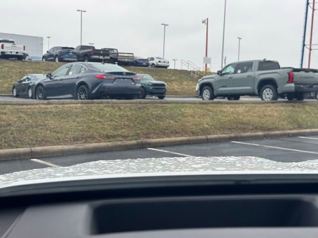 Used 2024 Toyota Highlander Platinum image 37