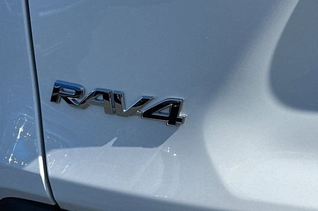 Certified 2025 Toyota RAV4 LE FWD image 29