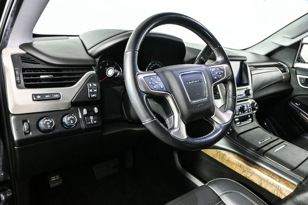 Used 2018 GMC Yukon Denali w/ Denali Ultimate Package image 4