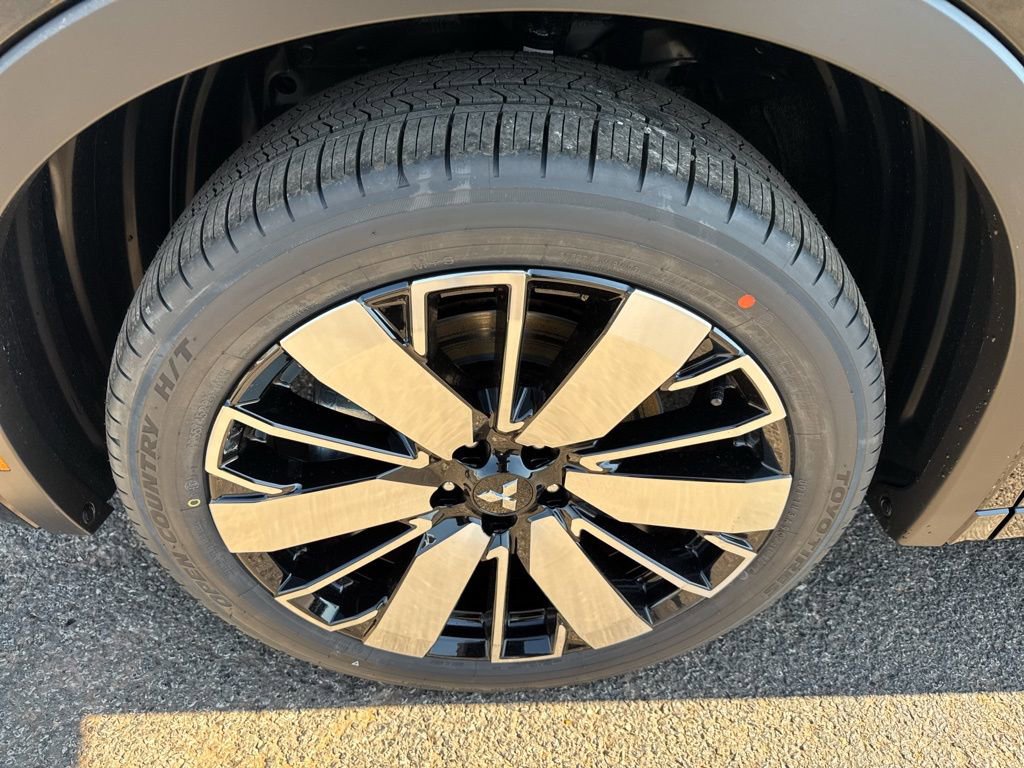 New 2026 Mitsubishi Outlander SEL FWD image 41