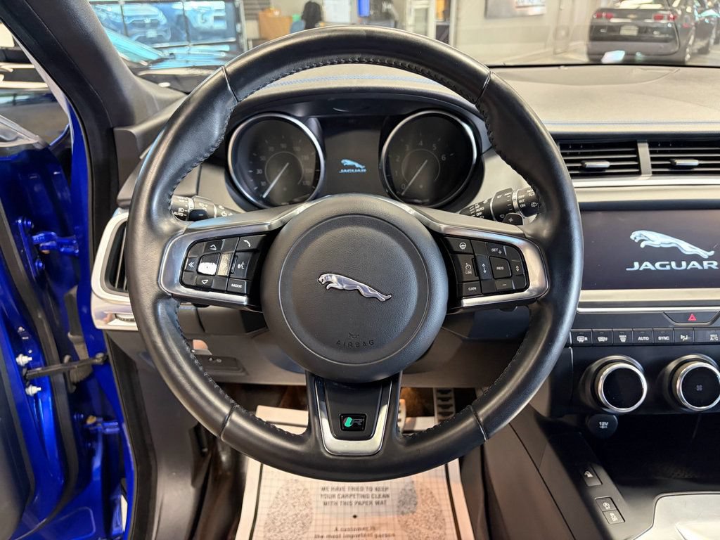 Used 2019 Jaguar E-PACE R-Dynamic SE AWD/4WD image 10