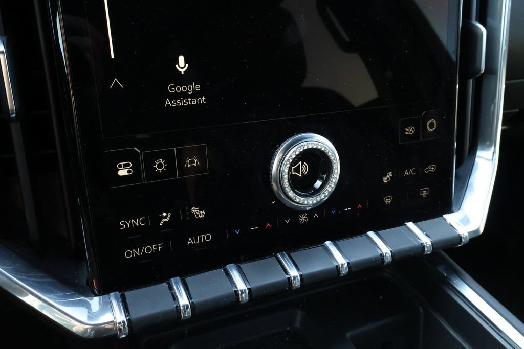 Used 2024 GMC Acadia Elevation FWD image 23