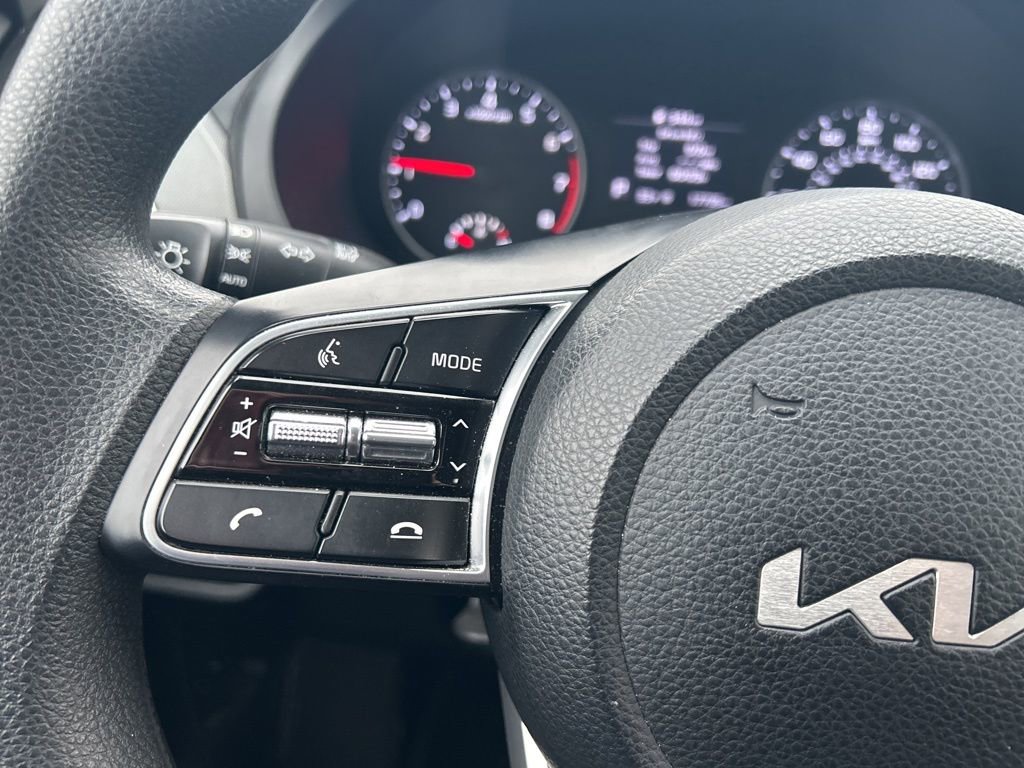 Used 2023 Kia Seltos LX image 28