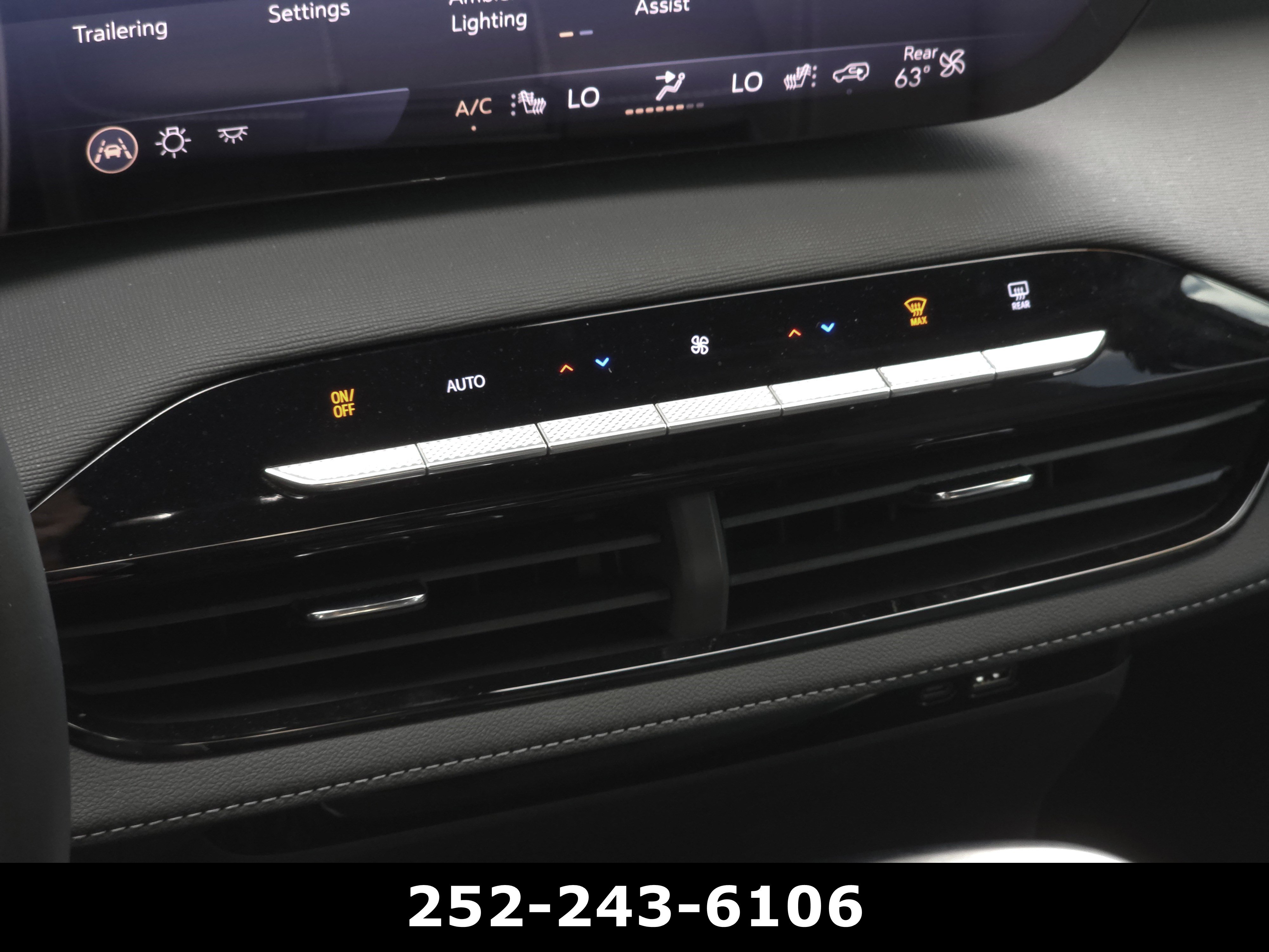 Used 2025 Buick Enclave Sport Touring w/ Super Cruise Package FWD image 15