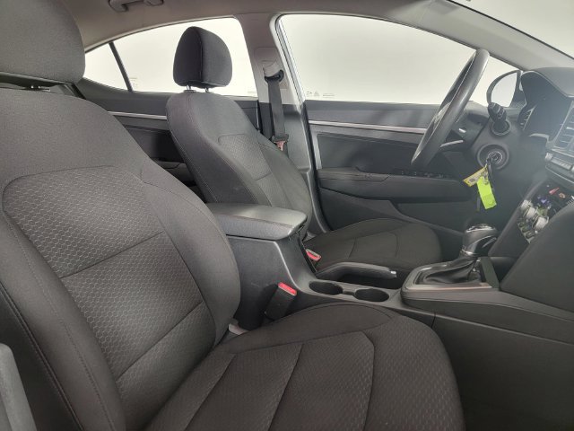 Used 2020 Hyundai Elantra SEL w/ Cargo Package (C1) FWD image 17