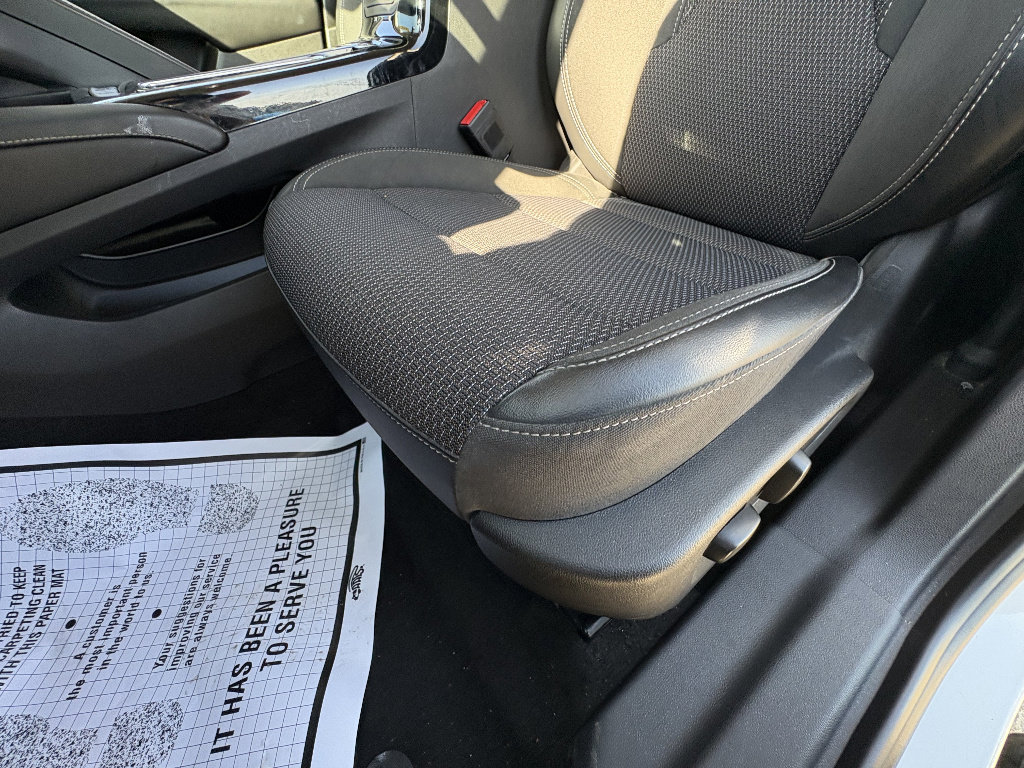 Used 2022 Buick Envision Preferred FWD image 33