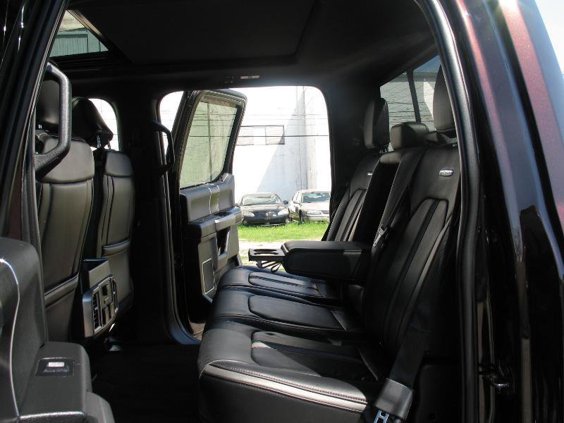 Used 2018 Ford F150 Platinum w/ Equipment Group 701A Luxury AWD/4WD image 25