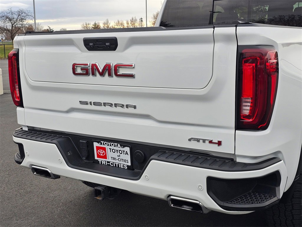 Used 2022 GMC Sierra 1500 AT4 w/ AT4 Premium Package image 13