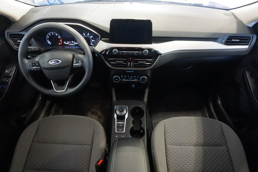 Used 2020 Ford Escape SE image 24