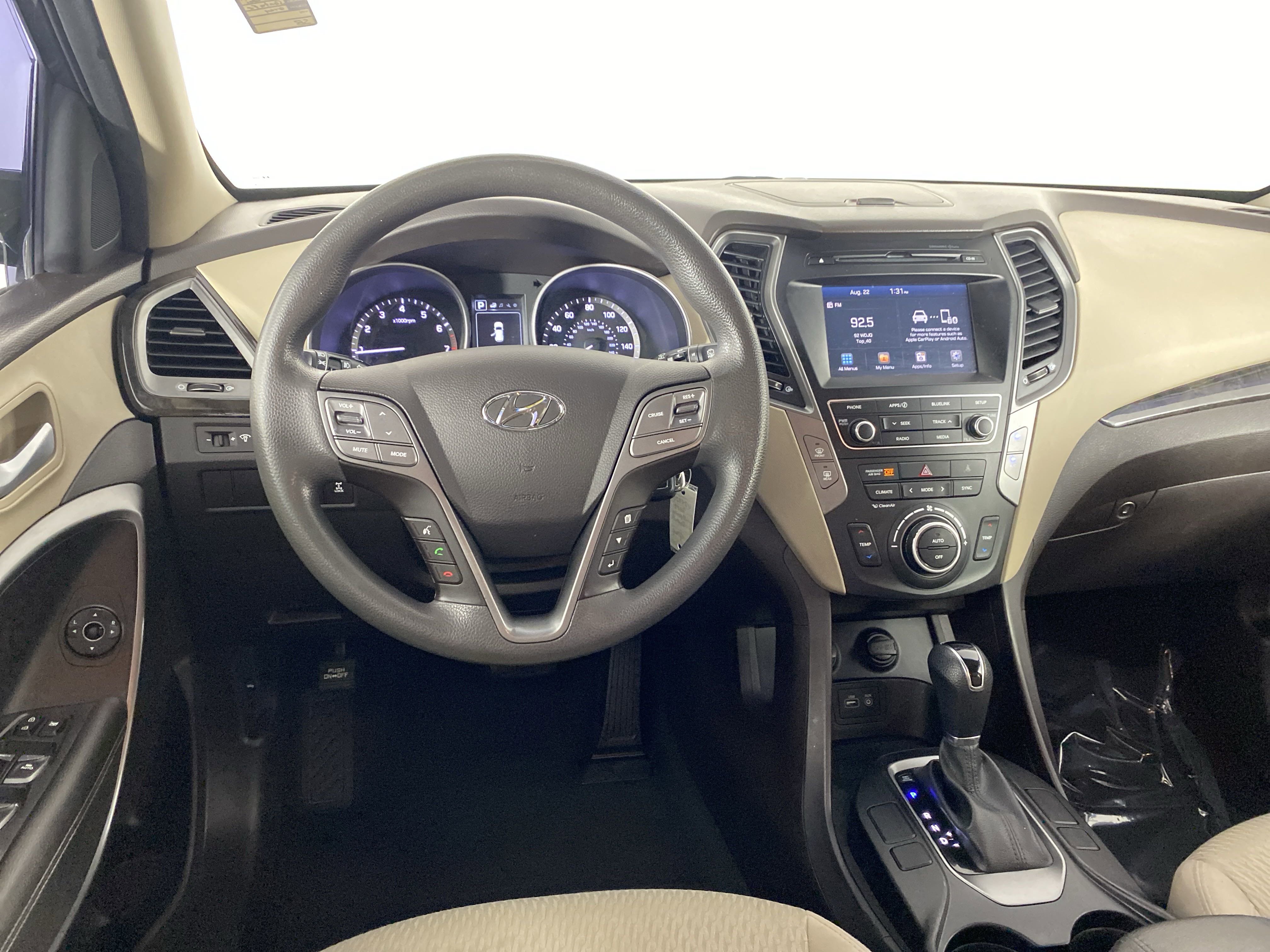 Used 2017 Hyundai Santa Fe Sport image 18