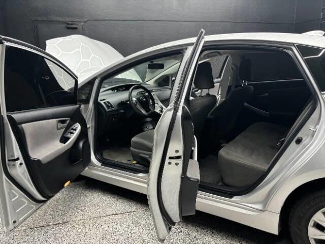 Used 2014 Toyota Prius Prime Plug-In image 8