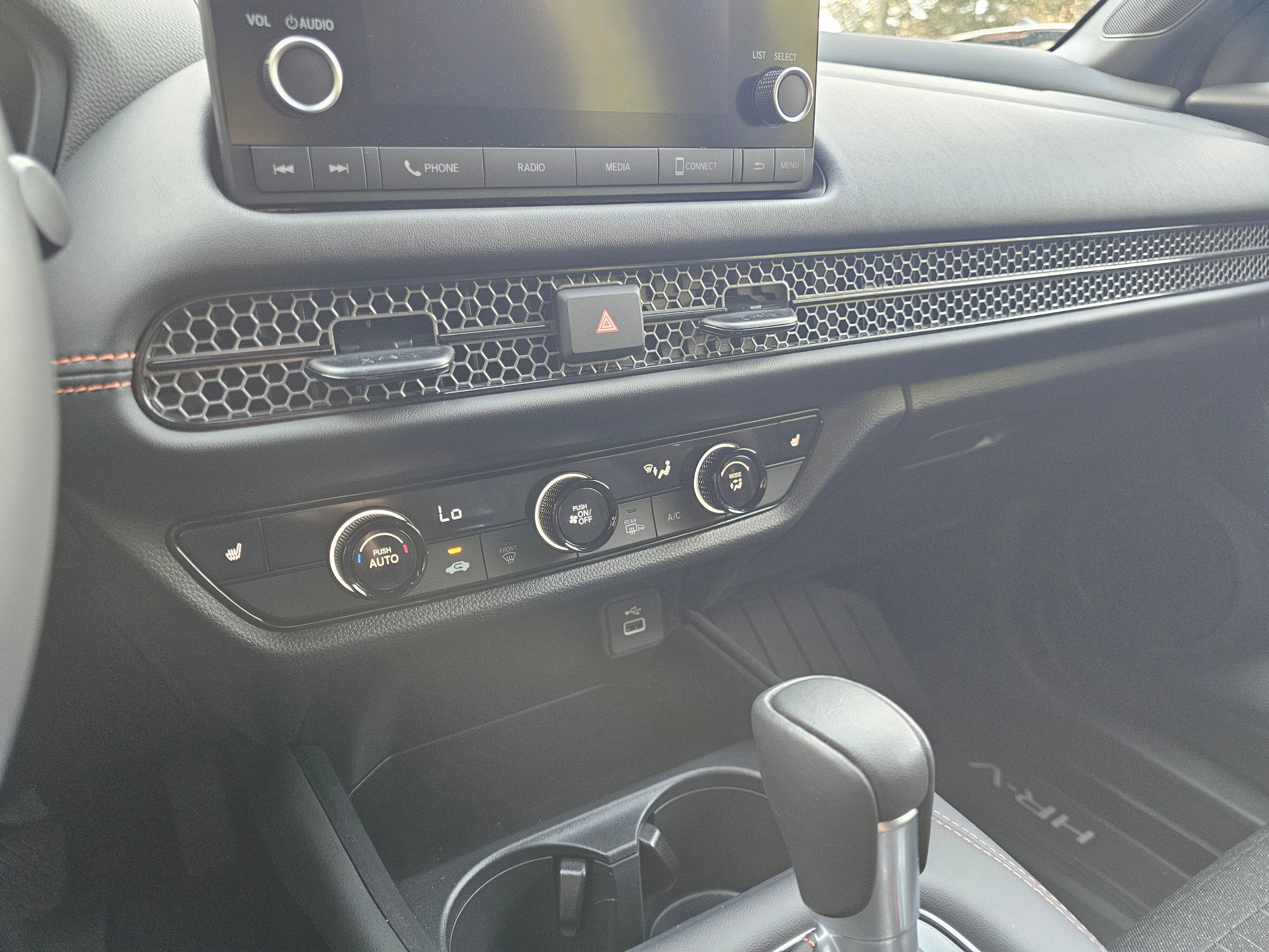 Certified 2025 Honda HR-V Sport image 26