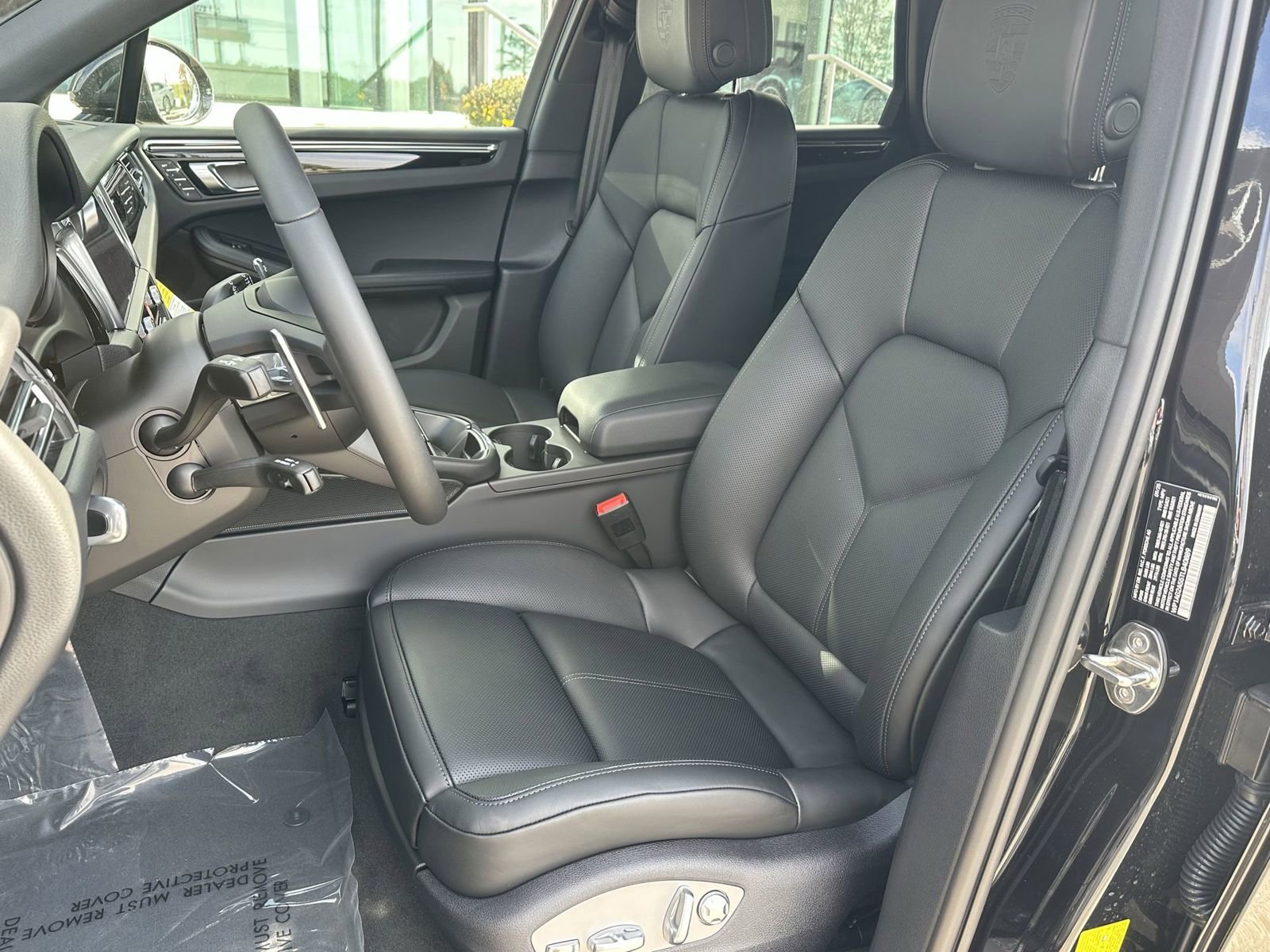 New 2026 Porsche Macan S AWD/4WD image 5