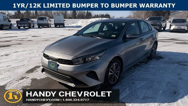 Used 2023 Kia Forte LXS w/ LXS Technology Package image 7