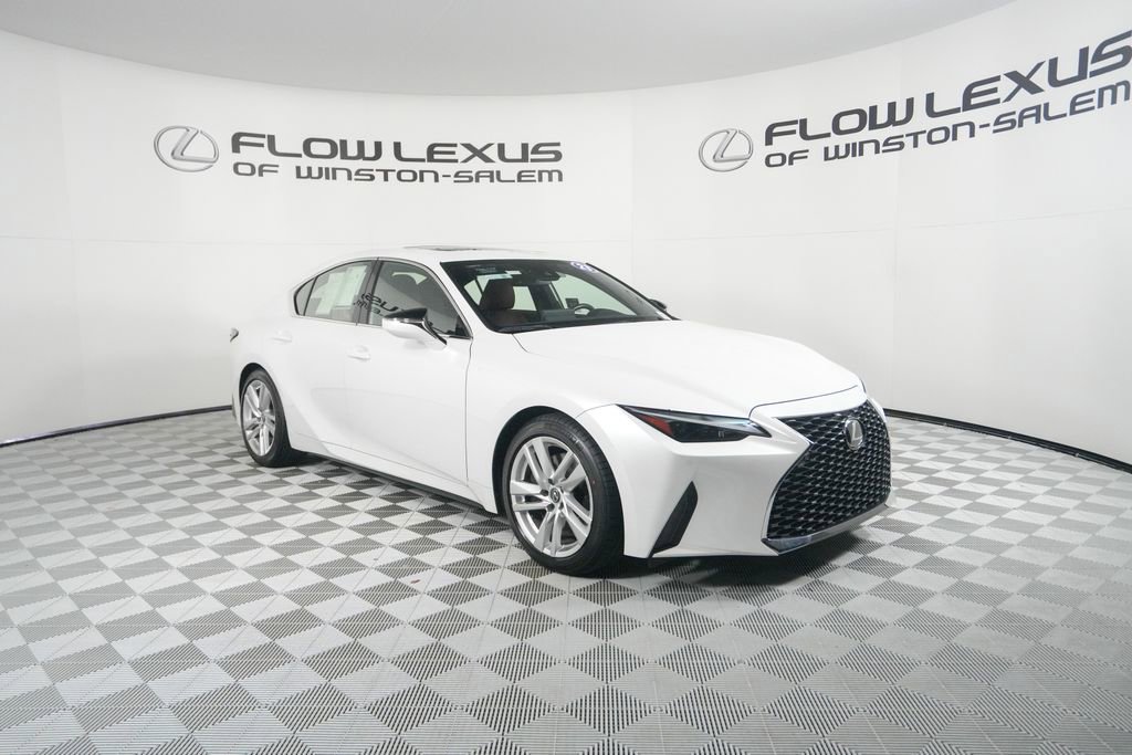 Certified 2023 Lexus IS 300 w/ Comfort Package image 3