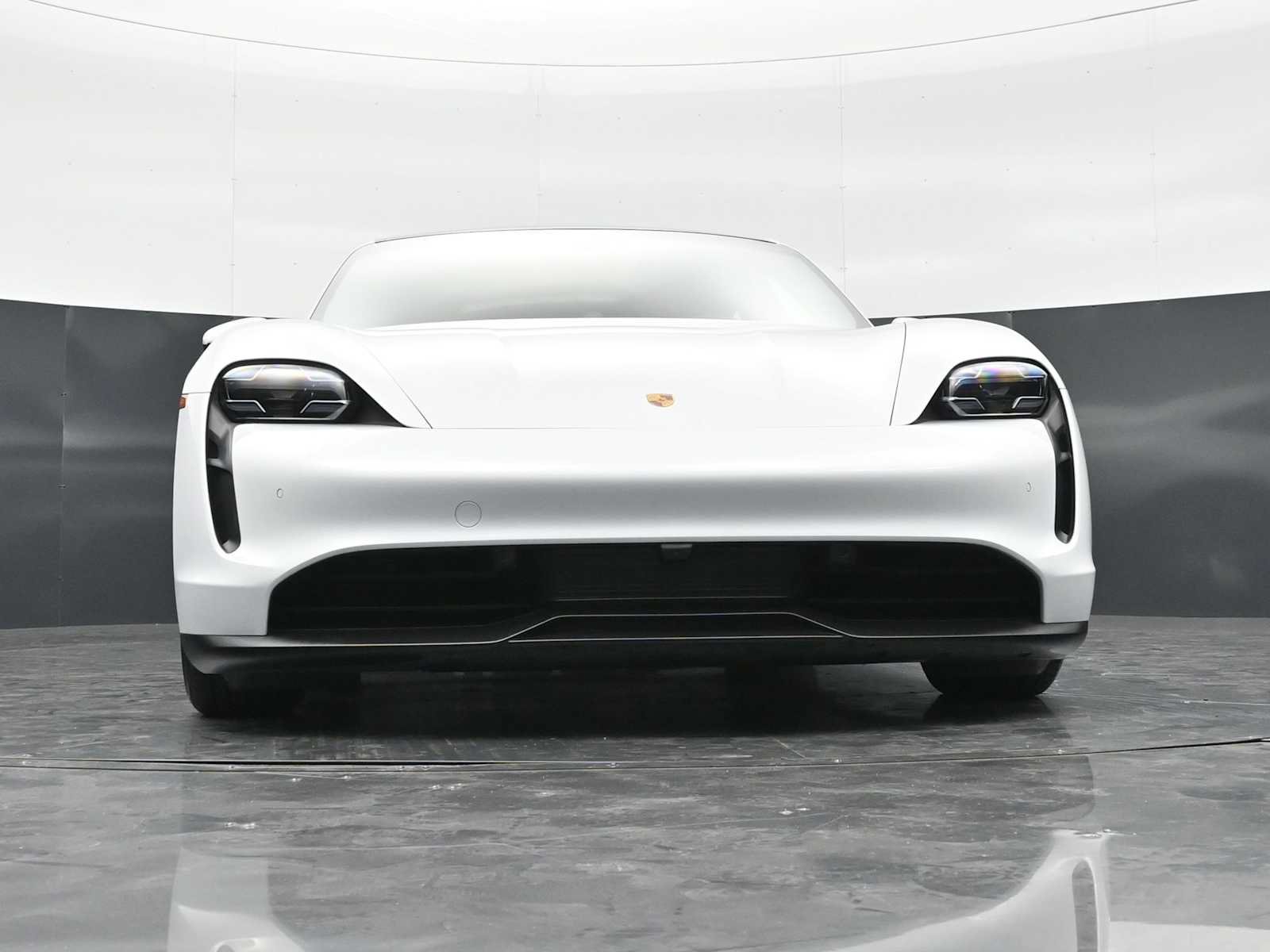 Used 2024 Porsche Taycan 4S AWD/4WD image 46
