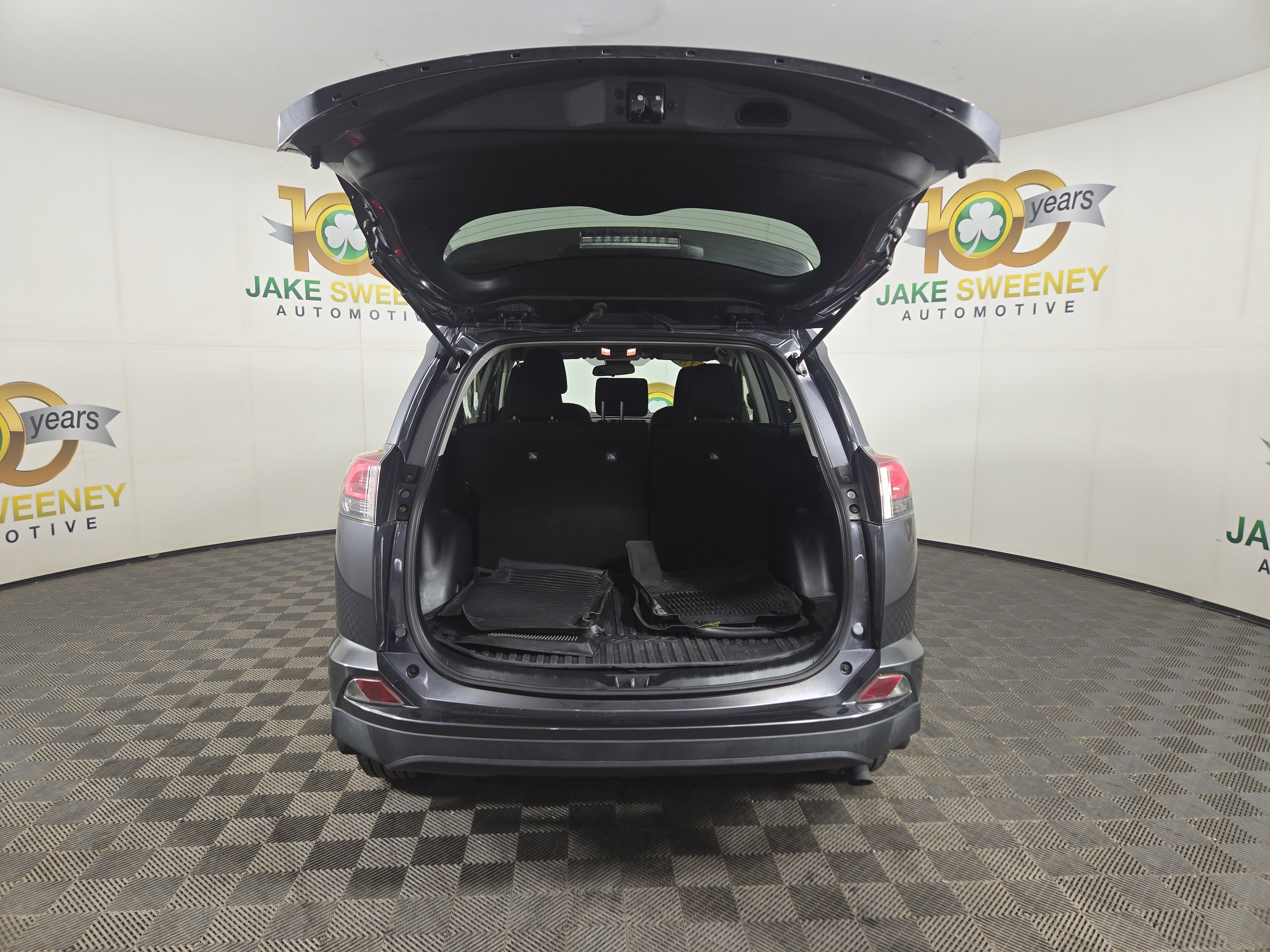 Used 2018 Toyota RAV4 LE w/ All Weather Liner Package image 30