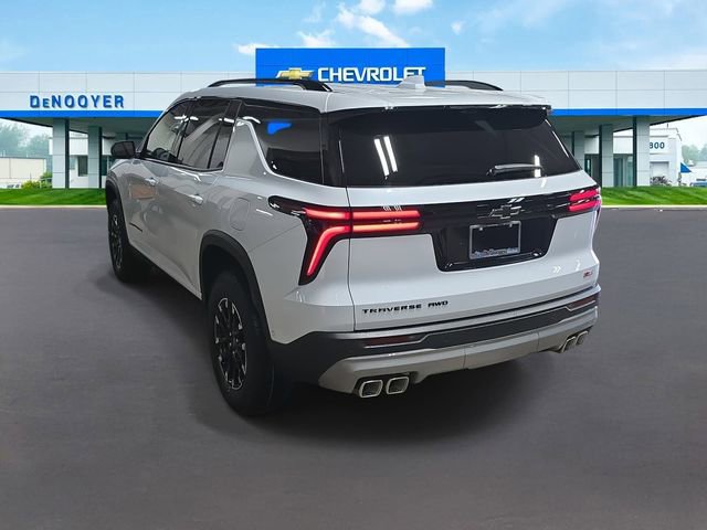 New 2026 Chevrolet Traverse Z71 w/ Enhanced Driving Package image 8
