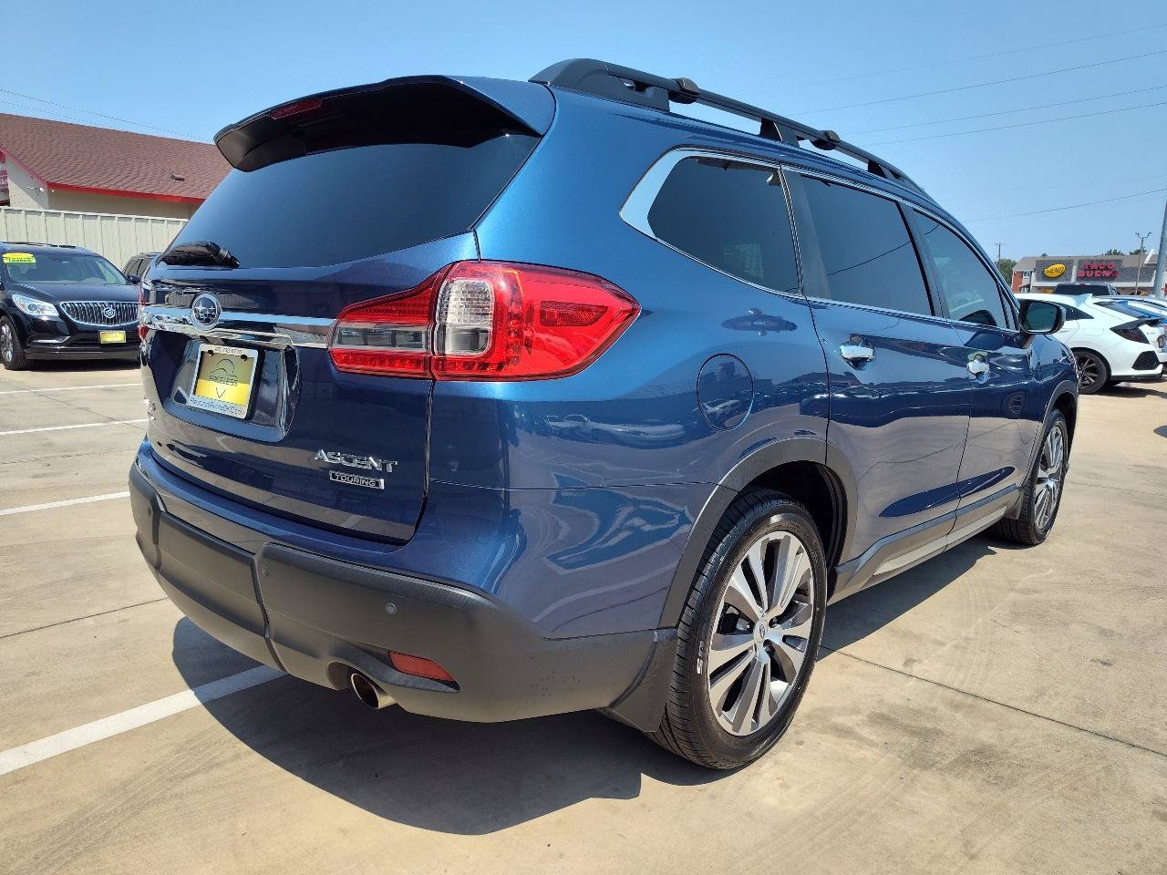 Used 2019 Subaru Ascent Touring AWD/4WD image 4