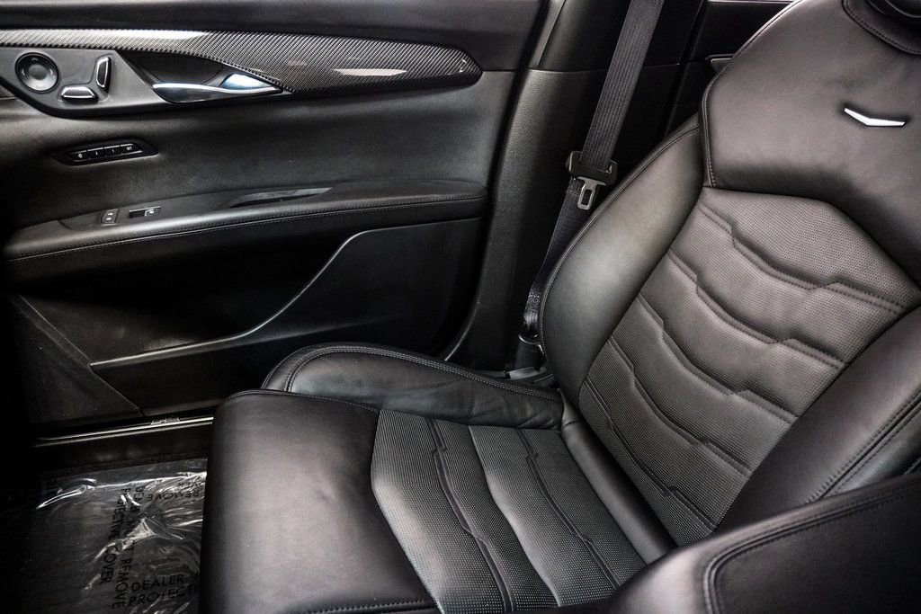 Used 2020 Cadillac CT6 V image 33