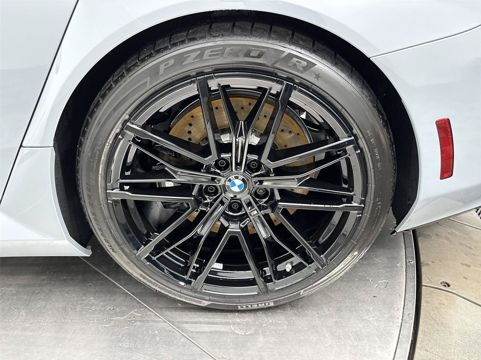 New 2027 BMW M5 Touring AWD/4WD image 27