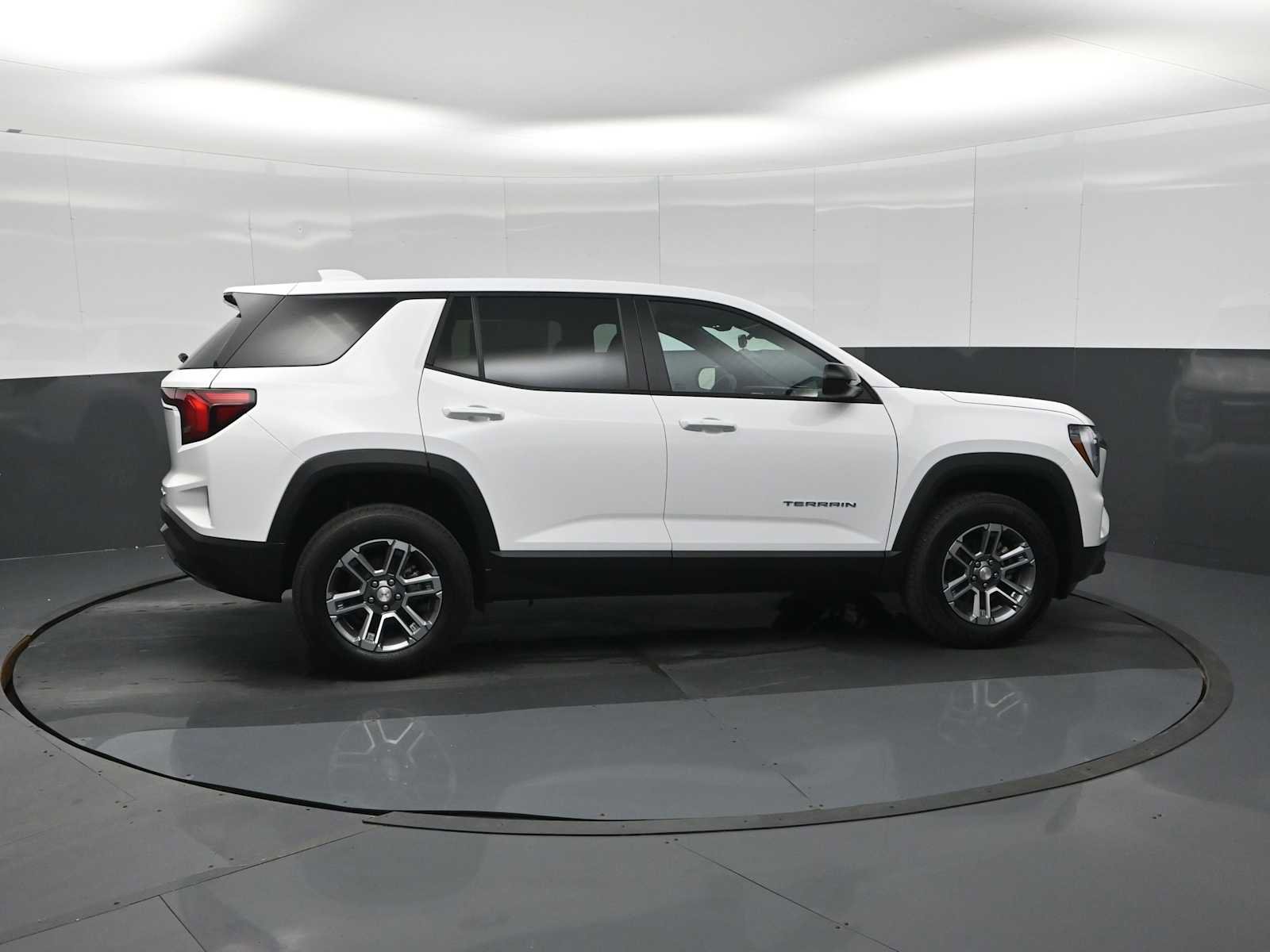 New 2026 GMC Terrain Elevation image 9