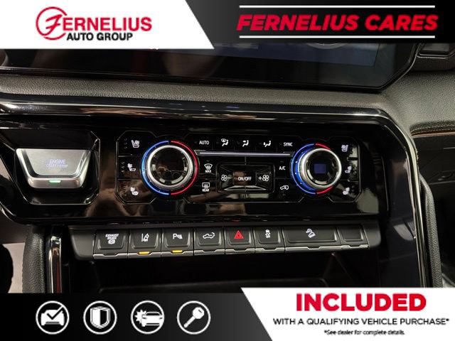 Used 2024 GMC Sierra 3500 AT4 w/ Technology Package AWD/4WD image 41