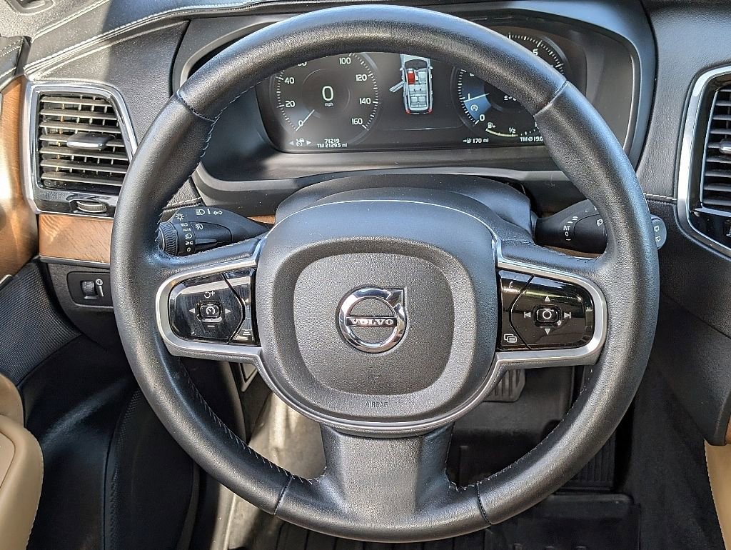 Used 2017 Volvo XC90 T6 Inscription w/ Vision Package image 24