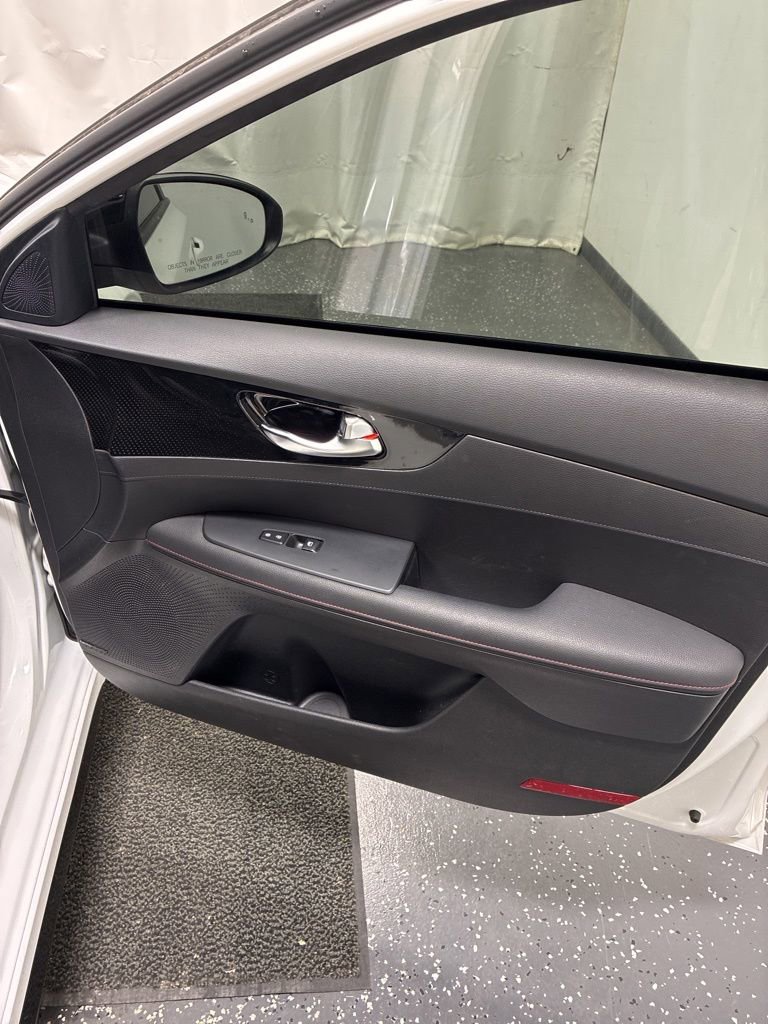 Used 2023 Kia Forte GT w/ GT2 Package FWD image 32