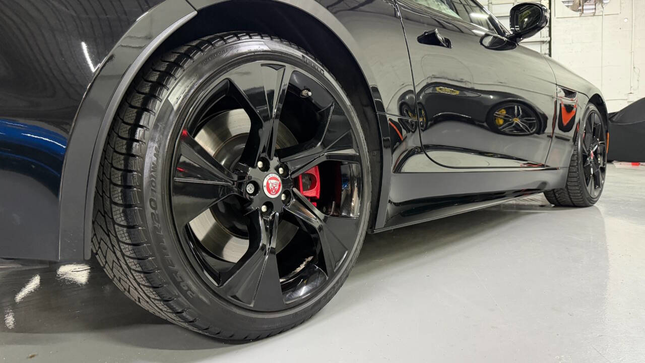 Used 2023 Jaguar F-TYPE R-Dynamic AWD/4WD image 10