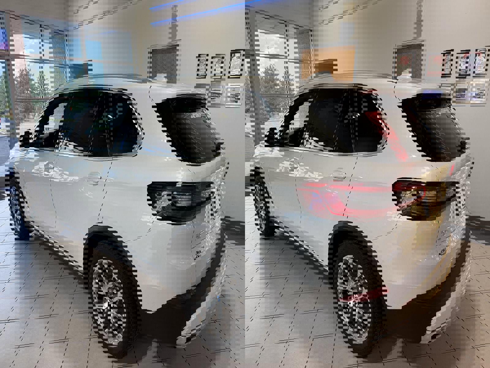 Used 2019 BMW X5 xDrive40i w/ Convenience Package image 5