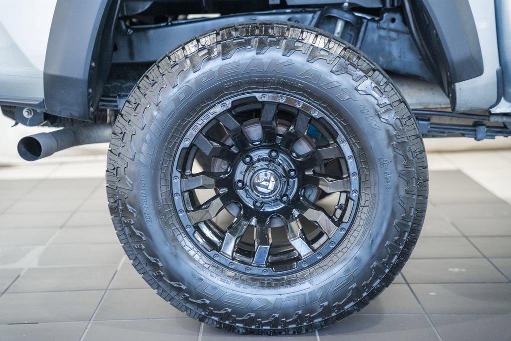 Used 2023 Toyota Tacoma TRD Off-Road AWD/4WD image 16