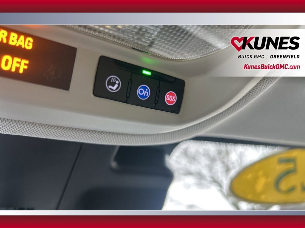 Used 2025 Chevrolet Trax LT image 26