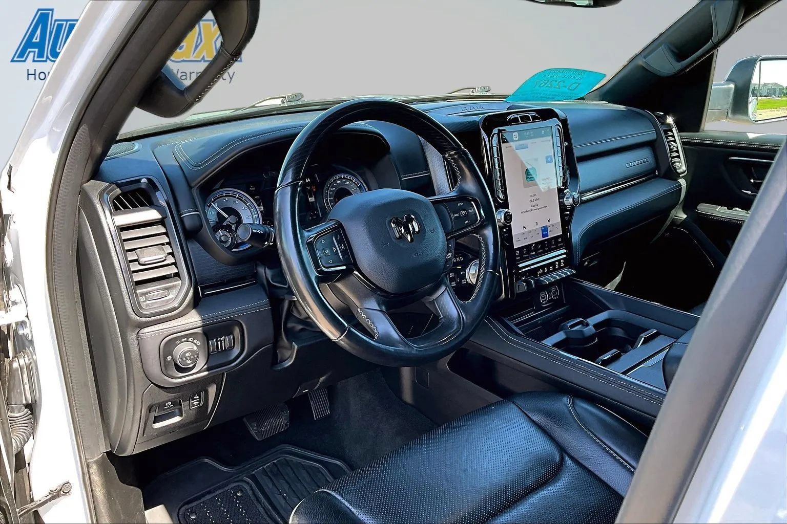 Used 2022 RAM 1500 Limited w/ Body Color Bumper Group AWD/4WD image 17
