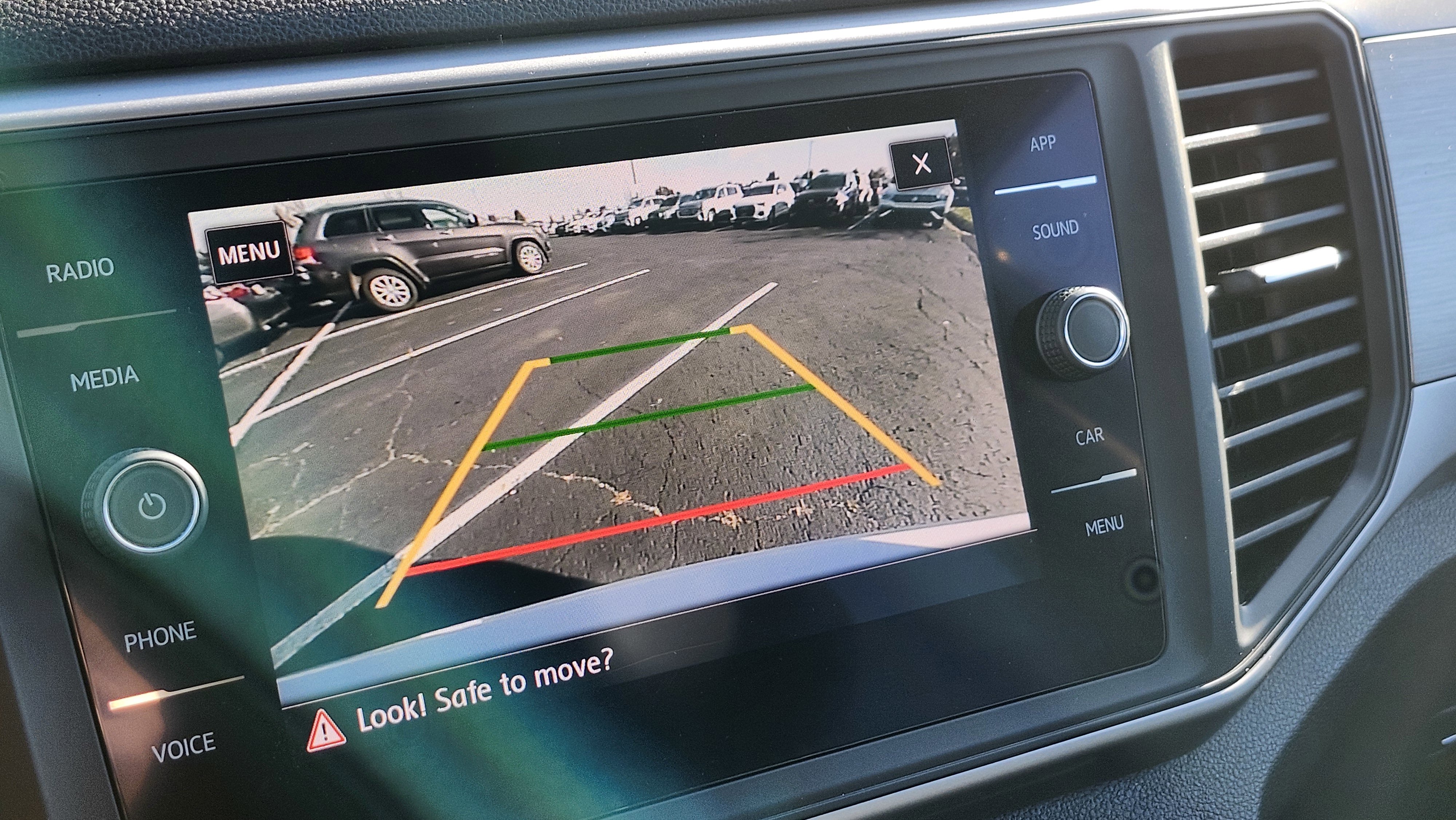 Used 2020 Volkswagen Atlas SE image 21