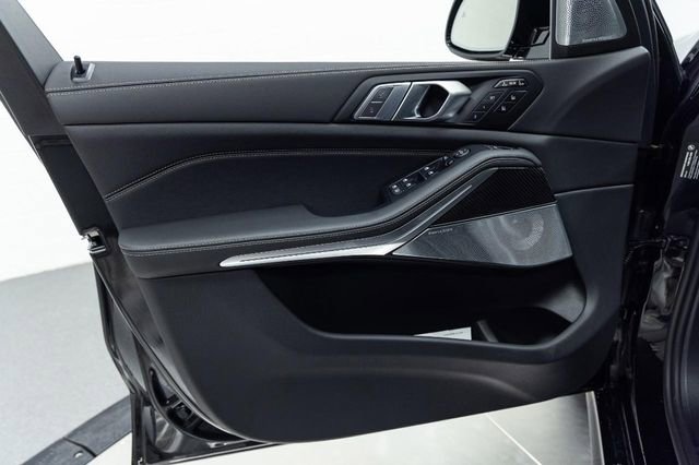 New 2026 BMW X7 M60i image 15