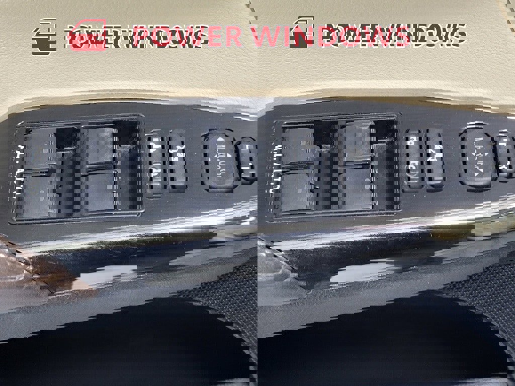 Used 2014 Toyota Avalon XLE Touring image 31