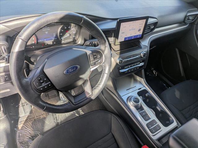 Used 2020 Ford Explorer XLT RWD image 13