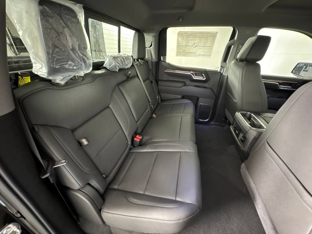 New 2026 Chevrolet Silverado 1500 RST w/ RST All Star Premium Package AWD/4WD image 32